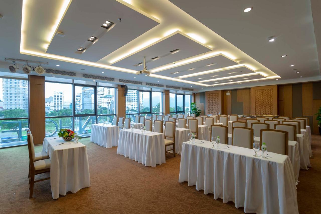 Pavilion Hotel Da Nang Exterior photo