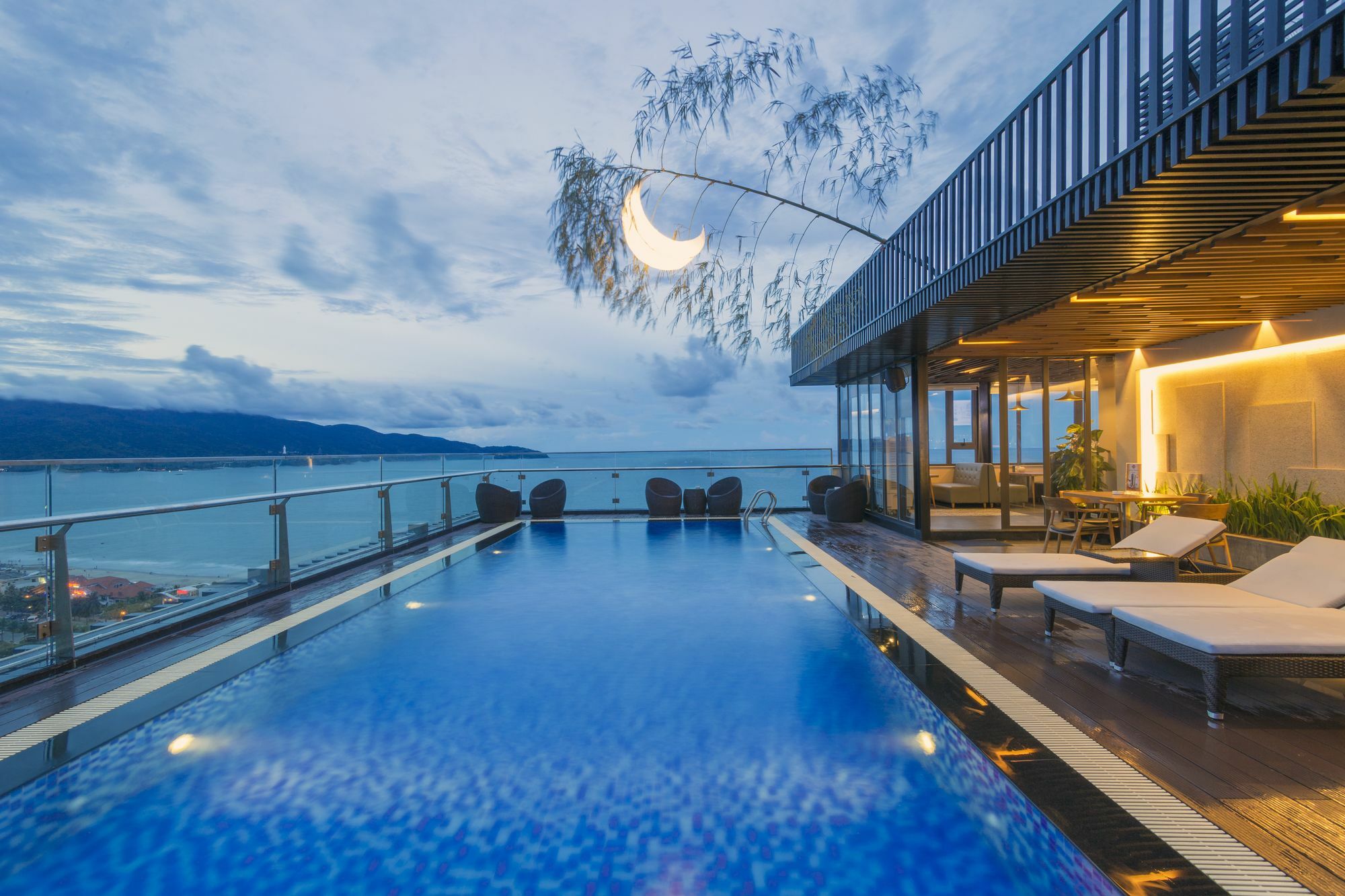 Pavilion Hotel Da Nang Exterior photo
